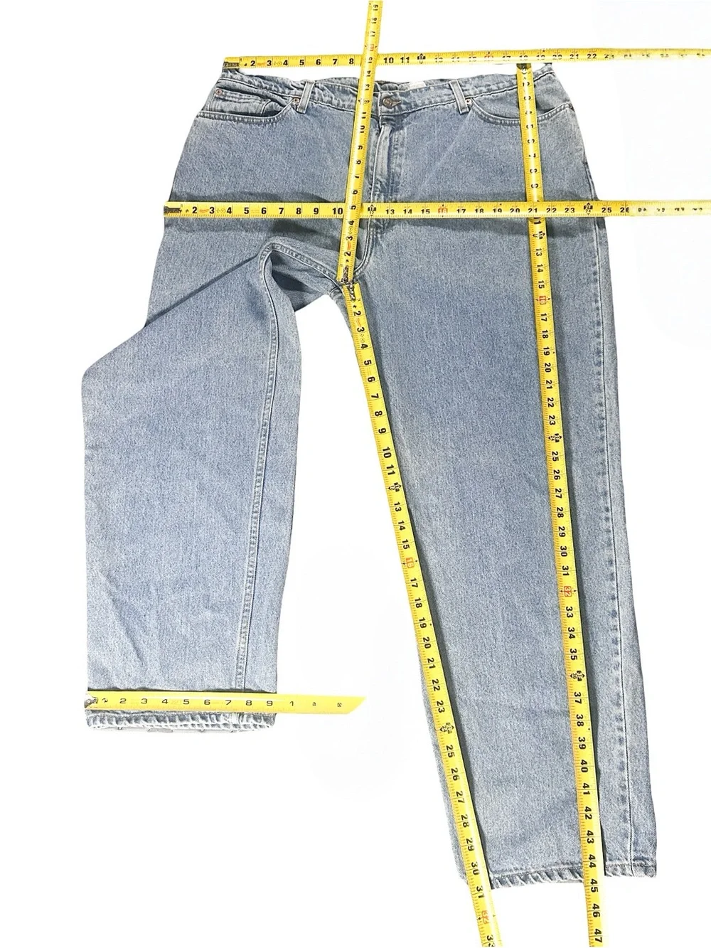 Vintage Levi’s 555 Guy’s Fit Straight Leg Light Wash Jeans 22W 1998